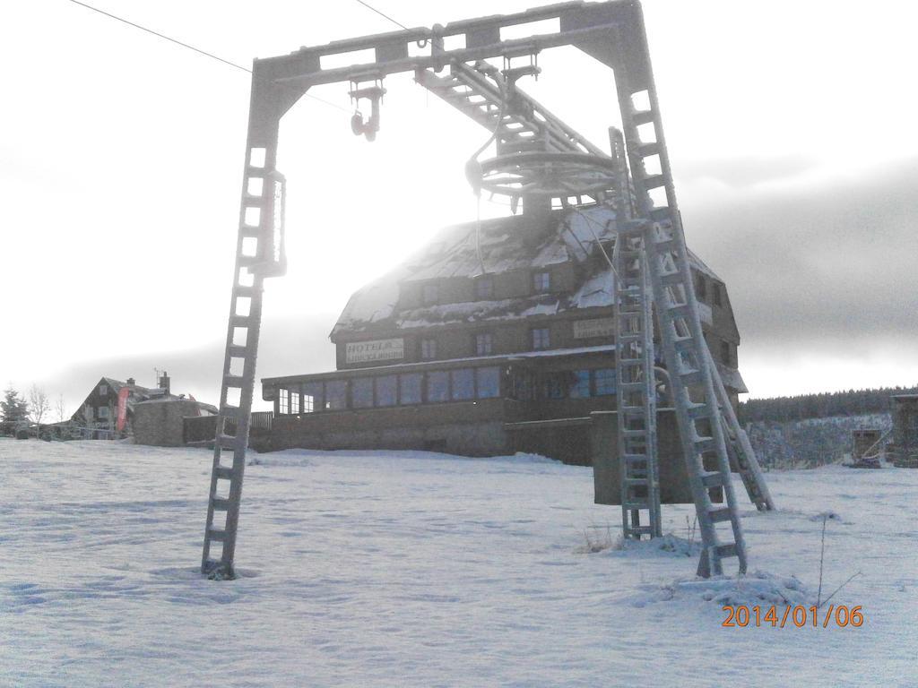Hotel Lidicka Bouda Pec pod Snezkou Exterior foto